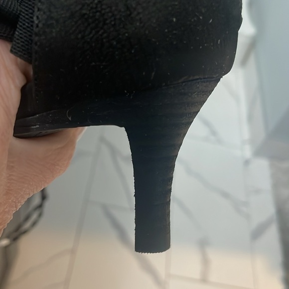 Pelle Moda Heels - Picture 4 of 6